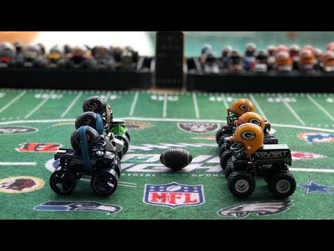 MONSTER TRUCK FOOTBALL PLAYOFF GAME “TEXANS VS PACKERS”