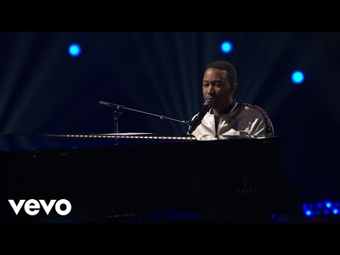 John Legend - All of Me (Live on the Honda Stage at iHeartRadio Theater LA) - UCNnnwVSI5Ndo2I4Y-LPuuew