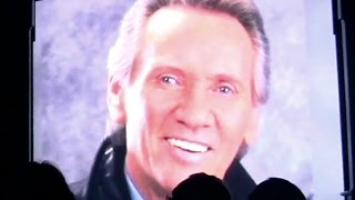 Bill Medley - Unchained Melody (Tribute To Bobby Hatfield)