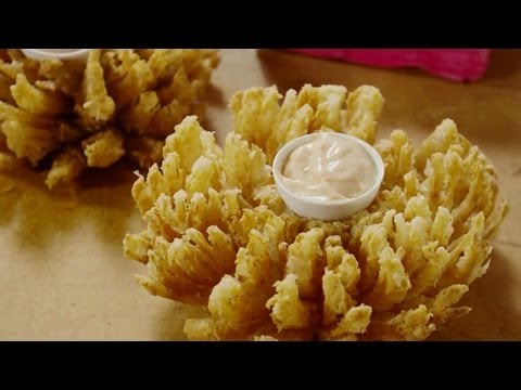 Game Day Recipes - How to Make the Blooming Onion - UC4tAgeVdaNB5vD_mBoxg50w