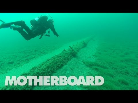 The Dirty Secret at the Bottom of the Great Lakes: Oil & Water - UCB6PV0cvJpzlcXRG7nz6PpQ