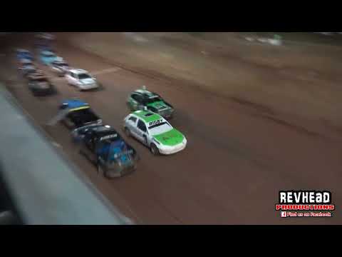 Junior Sedans Top Stars - Final - Carina Speedway - 4/6/2022 - dirt track racing video image
