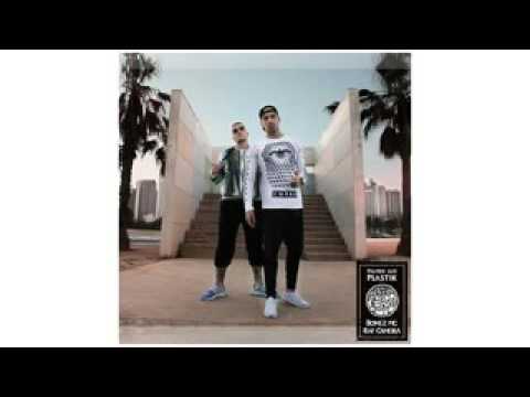 Bonez MC & Raf camora Ciao Ciao  (Palmen aus Plastik)