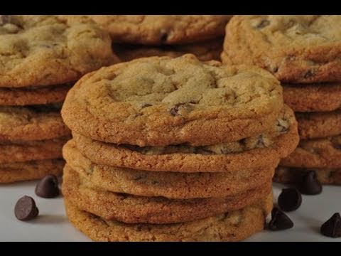 Chocolate Chip Cookies Recipe Demonstration - Joyofbaking.com - UCFjd060Z3nTHv0UyO8M43mQ