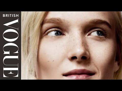 Vogue's How To: Natural Contouring Tutorial with Lou Teasdale - UCZ8TREbPfawhSvayVe5pqKg