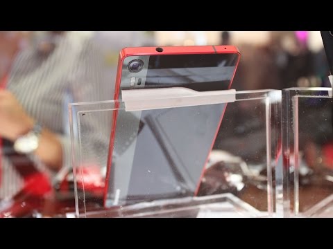 Lenovo Vibe Shot hands-on: A camera phone that is and isn't - UCO_vmeInQm5Z6dEZ6R5Kk0A