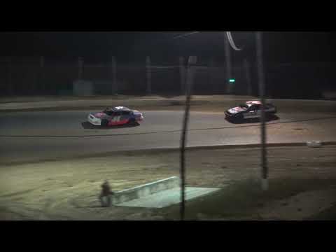 MRP Raceway Park | 5/9/25 | Crown Vic Feature - dirt track racing video image