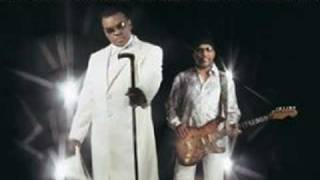 Isley Brothers - Keep It Flowing