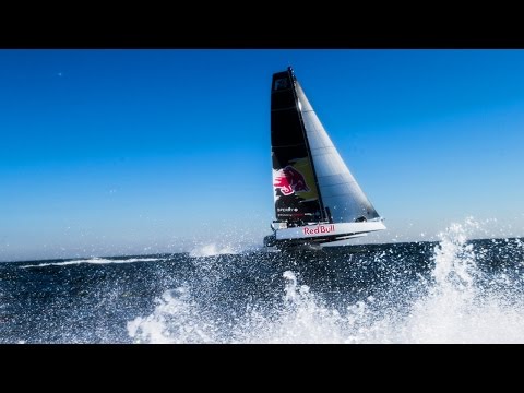 Meet the F4: A Flying Catamaran Built for the Open Ocean - UCblfuW_4rakIf2h6aqANefA