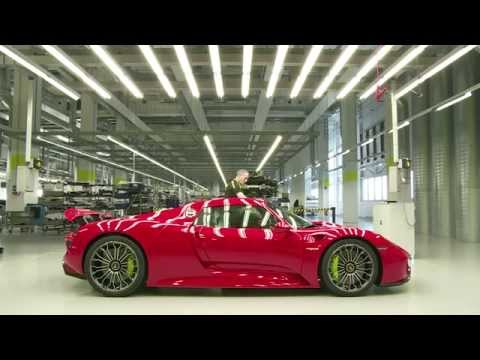 Footage – 918 Spyder manufactory: behind-the-scenes - UC_BaxRhNREI_V0DVXjXDALA