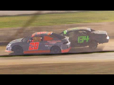Challenger Feature | Eriez Speedway | 5-29-22 - dirt track racing video image