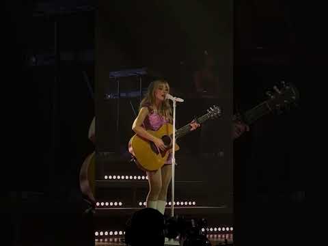 How Many Things — Sabrina Carpenter Live in New Frontier Theater, Manila