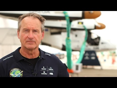 What it's like to fly a solar-powered airplane (Crave Extra) - UCOmcA3f_RrH6b9NmcNa4tdg