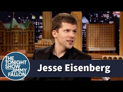 Jesse Eisenberg Is Not a Big Comic Book Fan - UC8-Th83bH_thdKZDJCrn88g