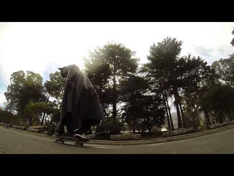 BATMAN SKATEBOARDING GOTHAM STREETS - UC9PgszLOAWhQC6orYejcJlw
