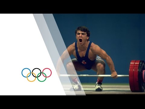 "The Pocket Hercules" Süleymanoğlu Breaks Weightlifting World Record - Seoul 1988 Olympics - UCTl3QQTvqHFjurroKxexy2Q