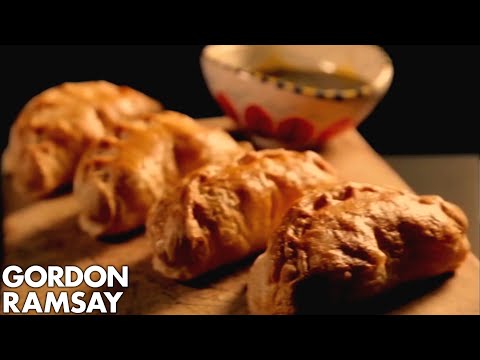 Beef Empanadas - Gordon Ramsay - UCIEv3lZ_tNXHzL3ox-_uUGQ