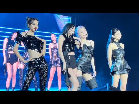 BLACKPINK - KICK IT - SF (1st Row Fancam)