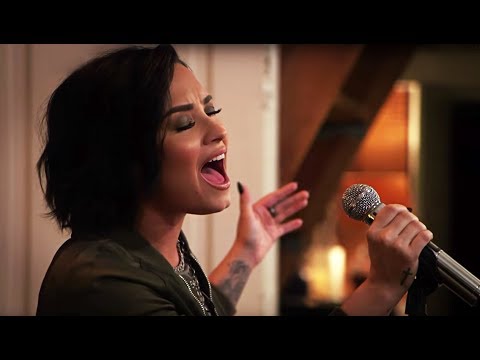 Demi Lovato - Stone Cold (Live on The Late Late Show with James Corden) HD