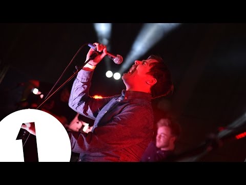 Black Peaks - Glass Built Castles at R1 Rocks from Maida Vale - UC-FQUIVQ-bZiefzBiQAa8Fw