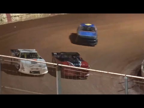 Stock 4b at Winder Barrow Speedway 5/25/2024 - dirt track racing video image