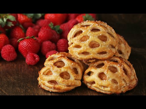 Puff Pastry Decorations 4 Ways - UCJFp8uSYCjXOMnkUyb3CQ3Q