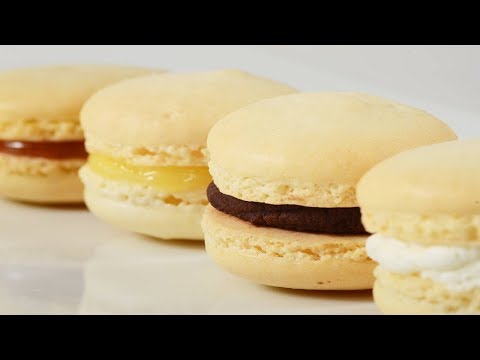 French Macarons Recipe Demonstration - Joyofbaking.com - UCFjd060Z3nTHv0UyO8M43mQ