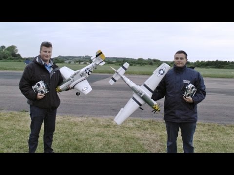 E-FLITE P-51D MUSTANGS X TWO RC DISPLAY HORIZON HOBBY UK - AZZA & SONNY AT LONG MARSTON - 2015 - UCMQ5IpqQ9PoRKKJI2HkUxEw