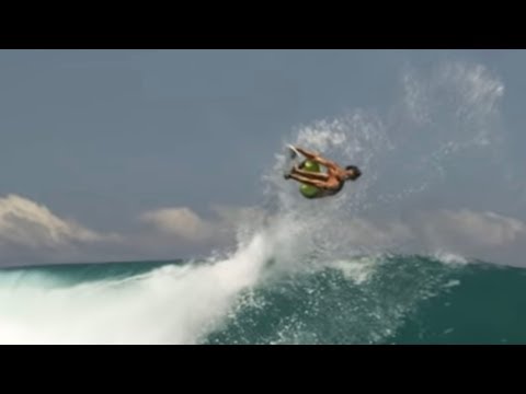 Jordy Smith rodeo flips surfboard - UCblfuW_4rakIf2h6aqANefA