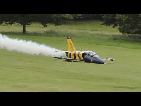 GIANT 1/3 SCALE L-39 ALBATROS "TOUCH N GO" & DASSAULT RAFALE DISPLAY AT WESTON PARK - 2018 - UCMQ5IpqQ9PoRKKJI2HkUxEw