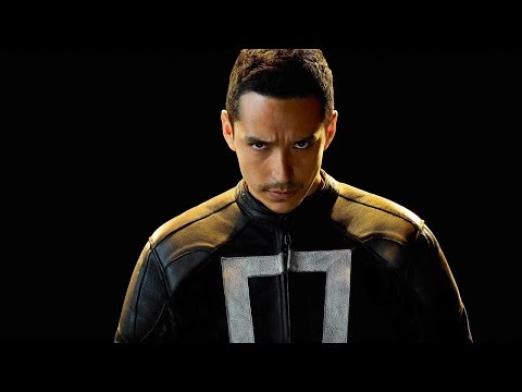 Ghost Rider Actor Says There Are 'Rumblings' He'll Get His Own Show - NYCC 2016 - UCKy1dAqELo0zrOtPkf0eTMw