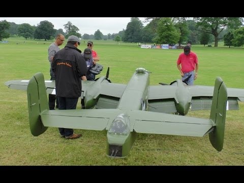 ② GIANT 1/3 SCALE  RC B-25 MITCHELL 2 X 400 cc MOKI 5 CYL - WESTON PARK 2014 - LEGENDARY FIGHTERS - UCMQ5IpqQ9PoRKKJI2HkUxEw