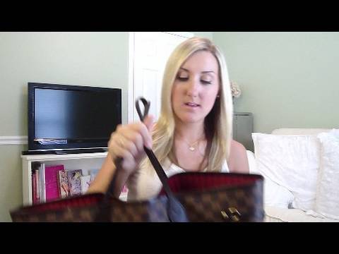 What's in Tiffany's Bag? - UCrKdCadbo4eN_toHMa4-FSA