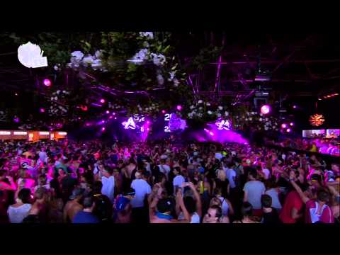 Tomorrowland 2013 - Afrojack - UCsN8M73DMWa8SPp5o_0IAQQ