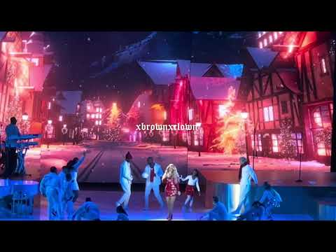 Mariah Carey - Charlie Brown Christmas (2024.11.08 Hollywood Bowl)