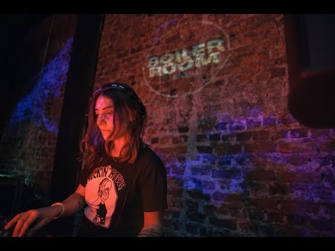 Zozo Boiler Room Istanbul DJ Set - UCGBpxWJr9FNOcFYA5GkKrMg