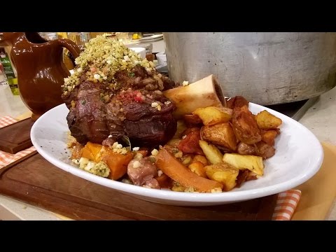 Ossobuco al vino tinto a la cacerola con papas fritas - UCb8W2JPNwMtV4xA0LFb3LUw