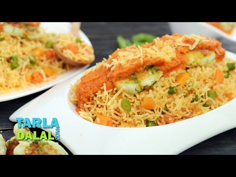 Baked Mexican Rice with Cheese Patties by Tarla Dalal - UCYRRwNWXxCKFaVjFuXo1I8Q