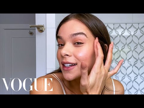 Hailee Steinfeld’s Guide to Glowing Skin and Easy Everyday Makeup | Beauty Secrets | Vogue