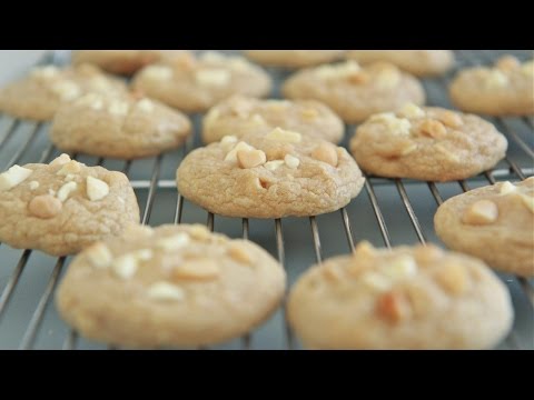 Chewy White Chocolate Macadamia Nut Cookies Recipes - UCubwl8dqXbXc-rYE8MOSUnQ