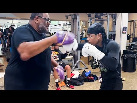 Scooter Davis DRILLS Gervonta Davis MITT ROUTINE with Coach Boog; PERFECTING PUNCH PRECISION