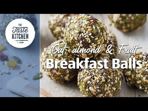 Oat, Almond & Fruit Breakfast Balls