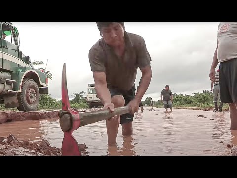 Bolivie : Bain de boue | Routes de l'impossible