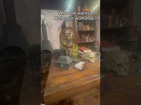 I could hide out in here all day #apothecary #alchemy #herbs #autumn #fun