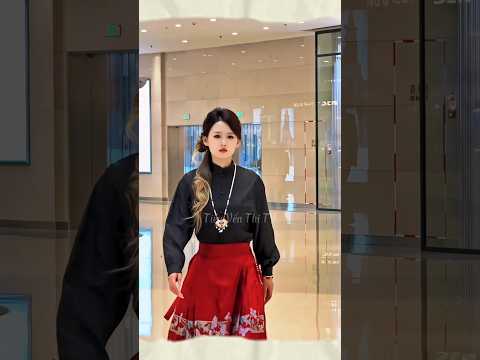 Thả dáng 1 ngày, quay đúng 1 phút🤣 #tieuyenthitv #shortvideo #reviewphim #funny #haihuoc #facts