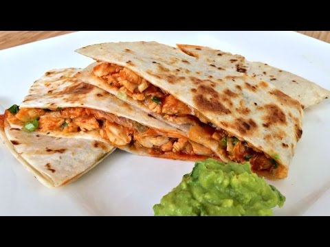 How to Make BBQ Chicken Quesadillas and Guacamole - UCOC87AIBm2ul1metht5fY2A