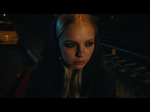 Paula Hartmann feat. Bausa - Egal wie weit (prod. Nicobeatz)