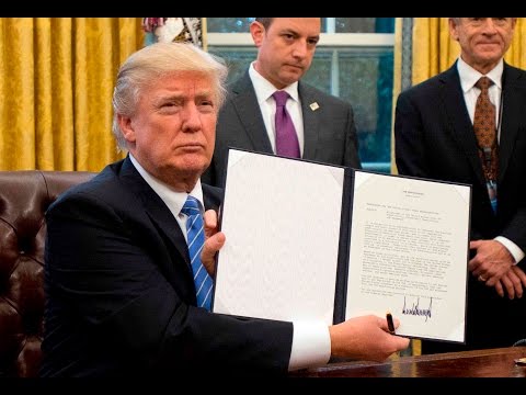 Trump signs three executive orders, including a withdrawal from the TPP - UCcyq283he07B7_KUX07mmtA