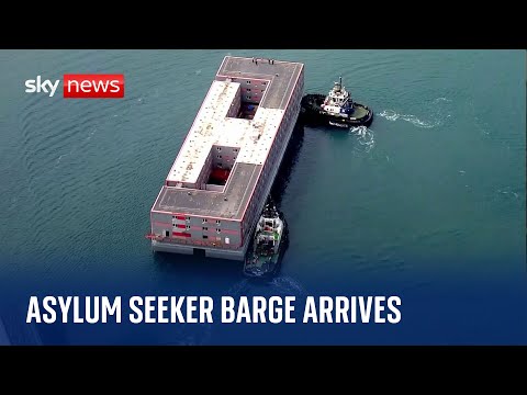 Bibby Stockholm: Barge set to house 500 asylum seekers arrives in Dorset