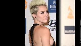 Miley Cyrus cu sanii la vedere la petrecerea pre-Grammy